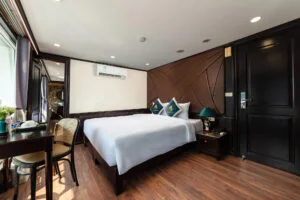 Senior Connecting Suite