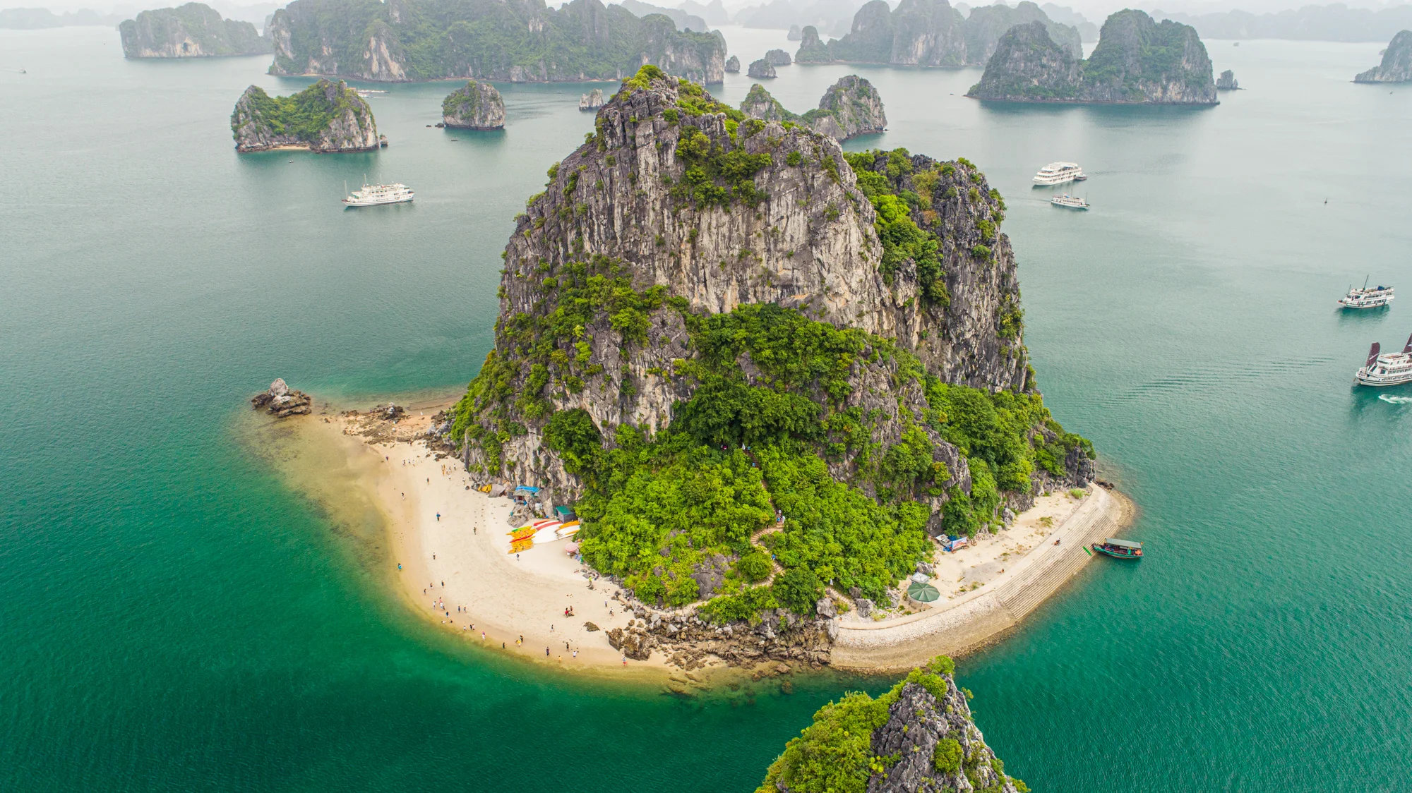 You are currently viewing Ba Trai Dao Island